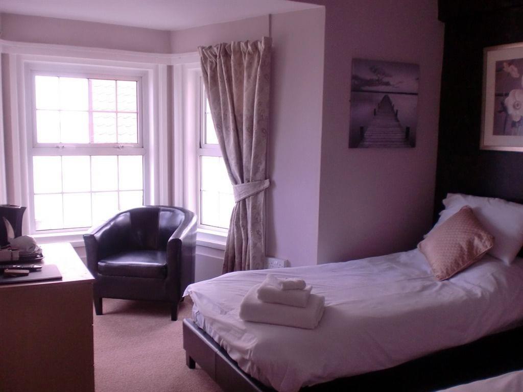 The Two Lifeboats Bed & Breakfast Sheringham Exterior photo